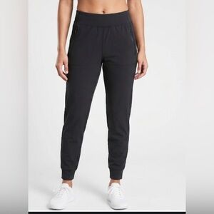 Athleta Black Courtside Trousers